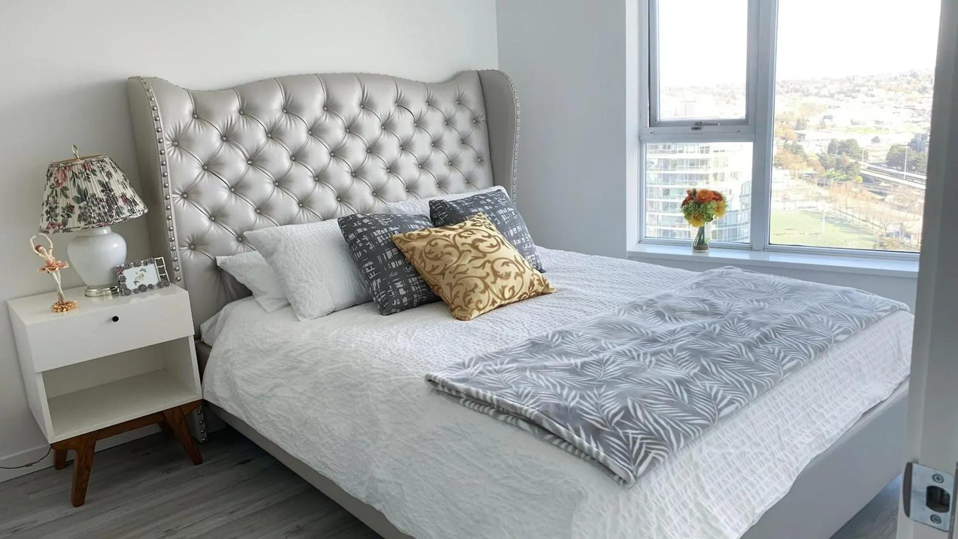 アパート バンクーバーDowntown 3Br 2Ba Views Skytrain Free Parkingアパートメント